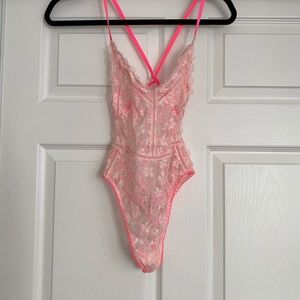 VICTORIA SECRET BODY SUIT